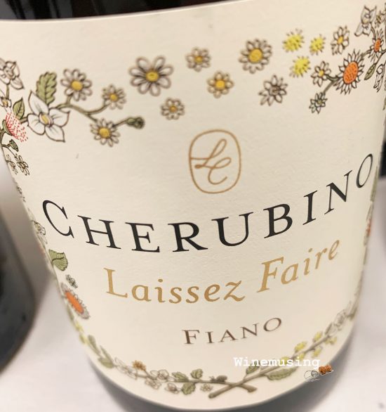 natural wine with low sulphur